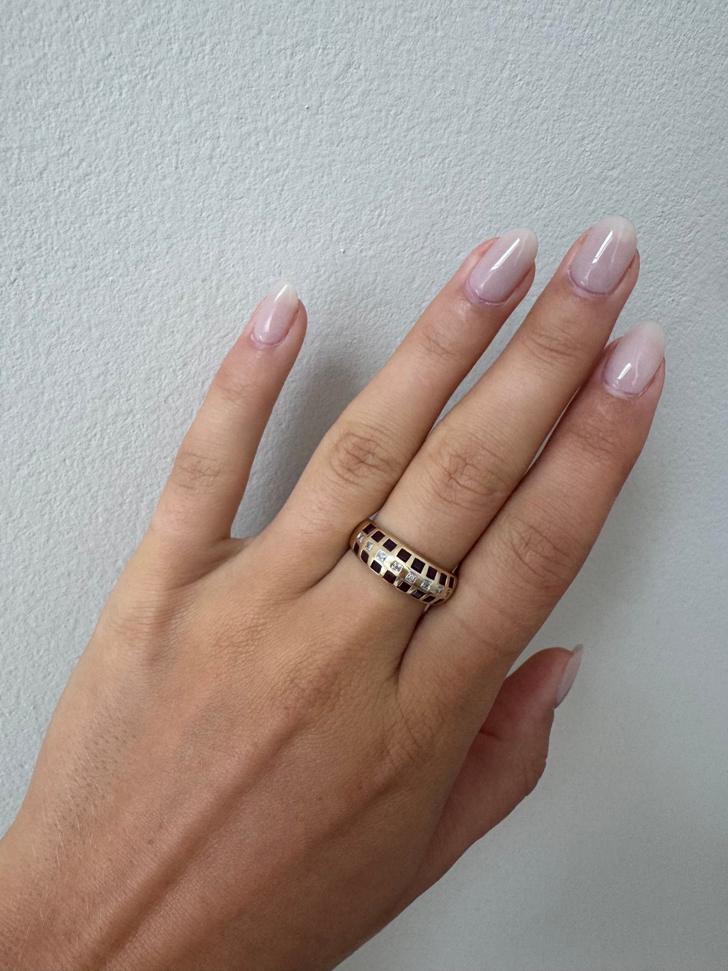 Vintage 9kt Gold-Ring mit Rubinen & Diamanten