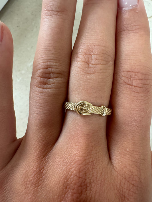 Vintage 14kt Gold Ring in Schallenform