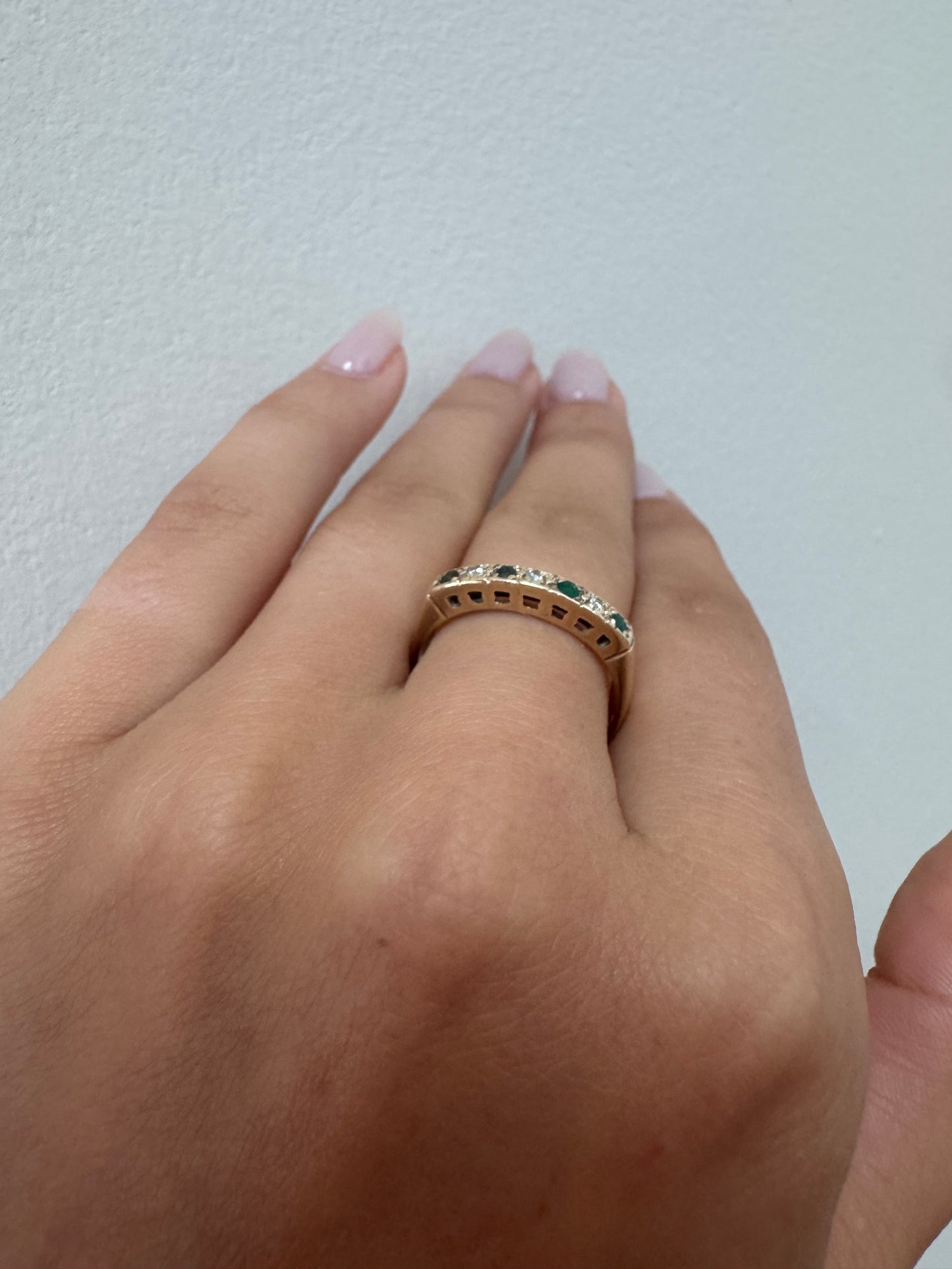 Vintage 9kt Gold Ring mit Smaragden & Diamanten