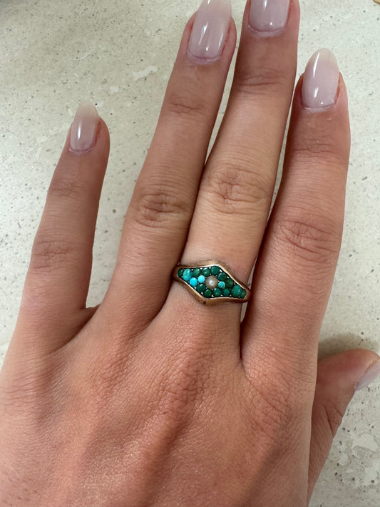 Antiker 9kt Gold Ring mit Türkis-Cluster & Saatperle